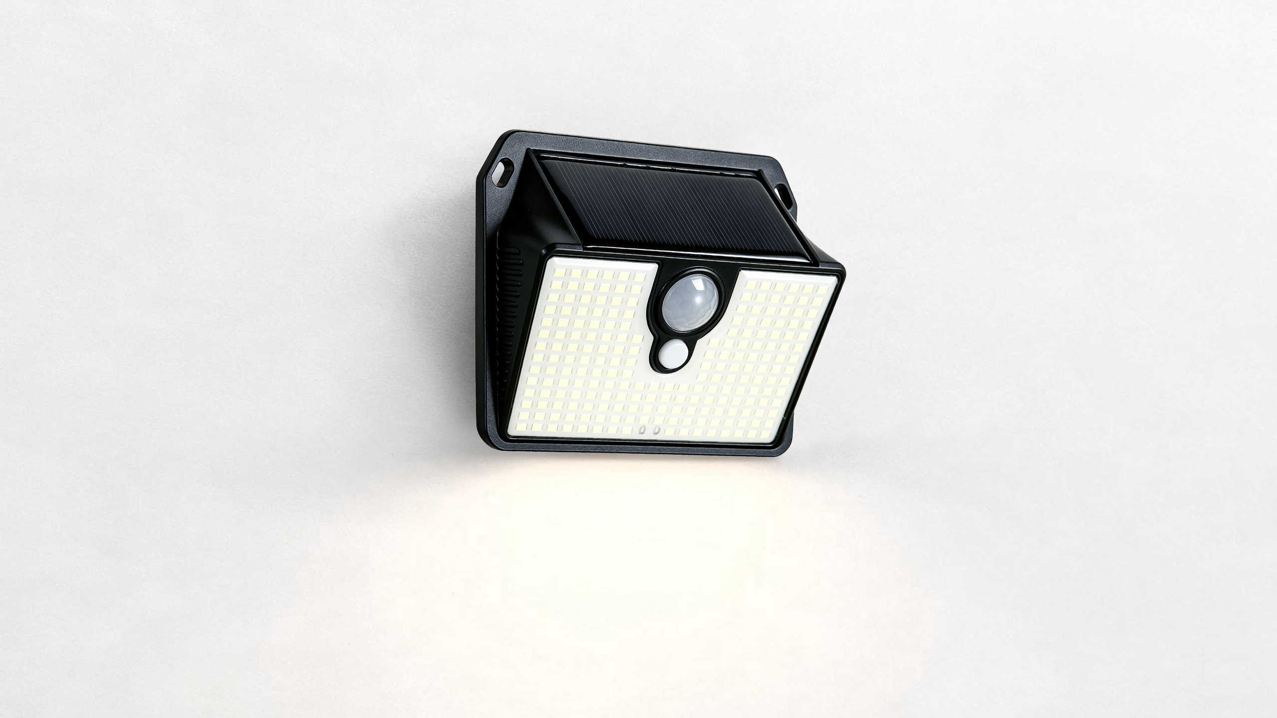 LUNQHAL SL015 Solar Wall Light